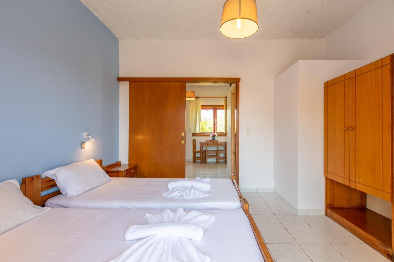 Aparthotel San Antonio Stratos à Kamisianá Extérieur photo
