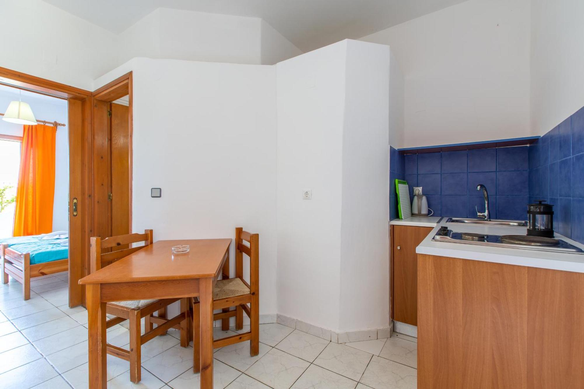 Aparthotel San Antonio Stratos à Kamisianá Extérieur photo